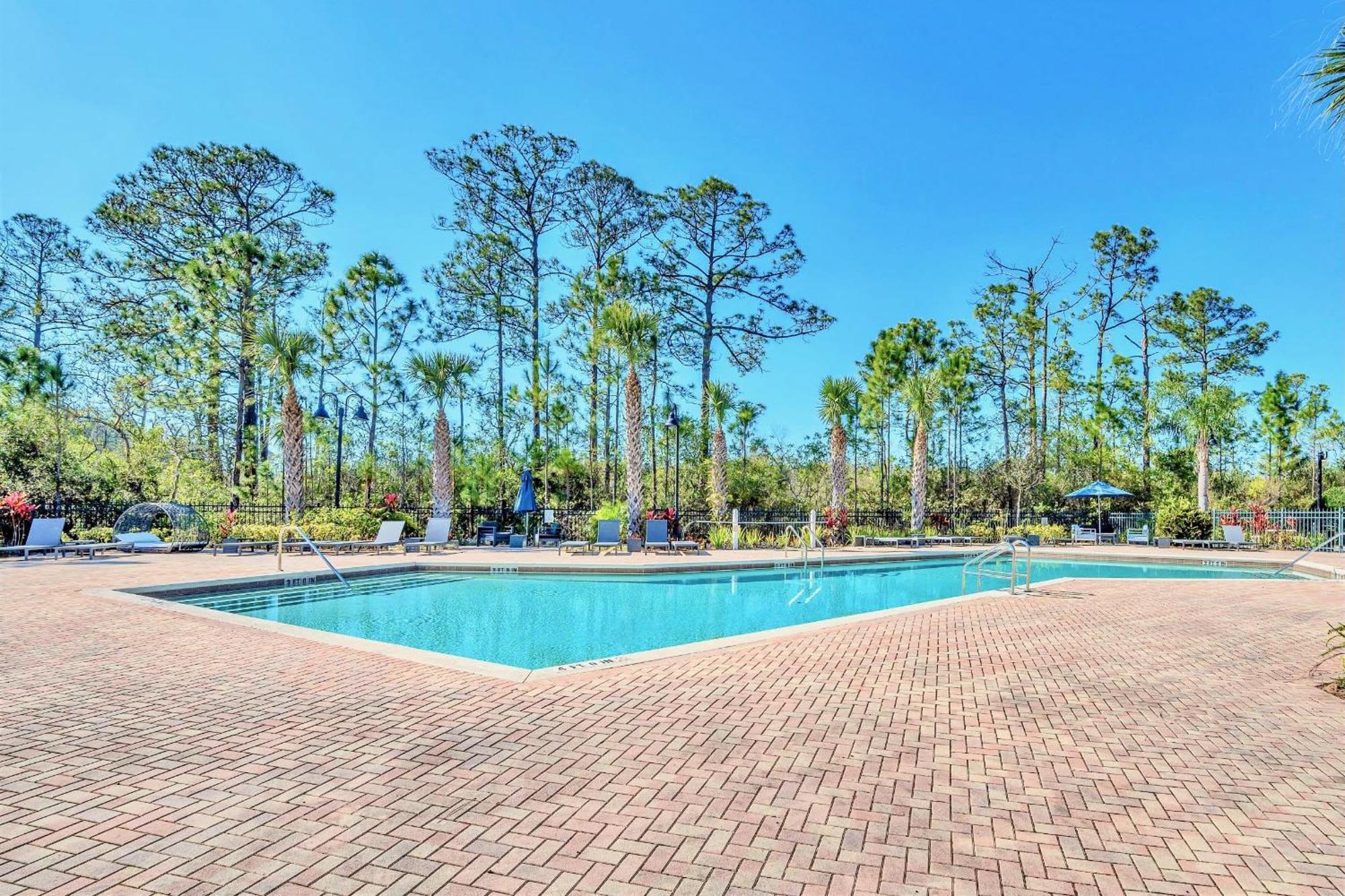 3Br Condo - Near Disney Balcony Pool Hot Tub ออร์ลันโด ภายนอก รูปภาพ