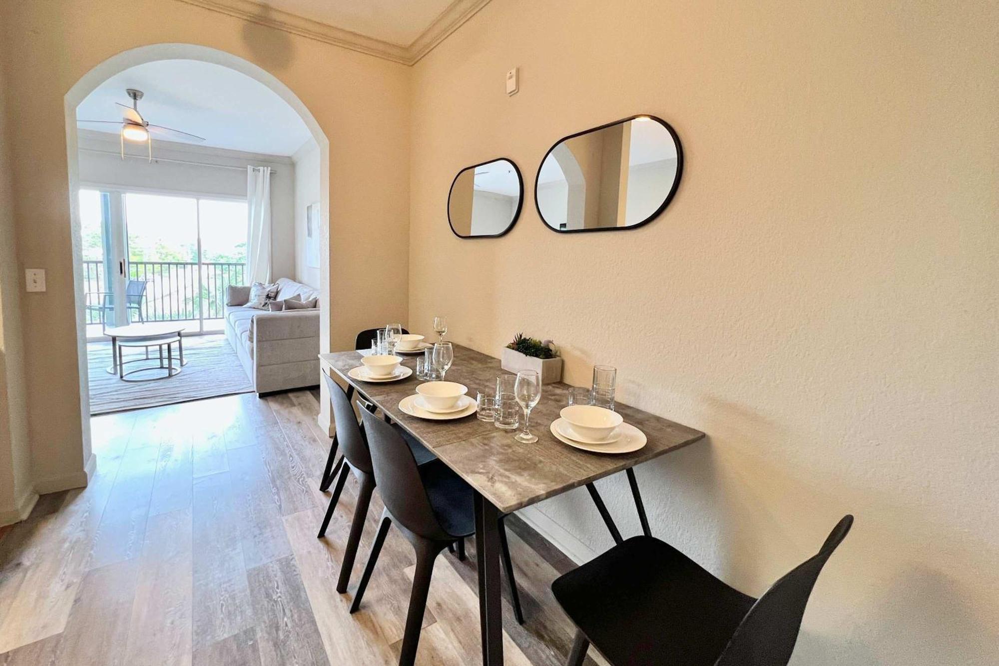 3Br Condo - Near Disney Balcony Pool Hot Tub ออร์ลันโด ภายนอก รูปภาพ
